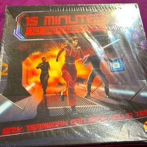 15 minutes to self-destruct boarding